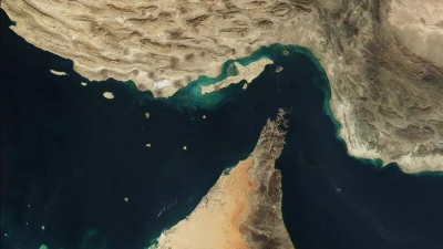 Экс-посол США: блокировка Ормузского пролива маловероятна, даже в случае удара США