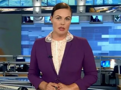 После эфира &mdash; на пляж: как ведущие новостей, включая Екатерину Андрееву, проводят лето в купальниках