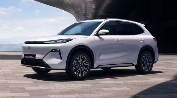 Voyah Free обогнал Li Auto и стал лидером рынка подключаемых гибридов в России в январе 2026 года