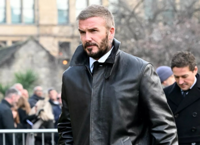 Британские легенды Бекхэм, Галлахер и Уэллер на похоронах бас-гитариста The Stone Roses и Primal Scream