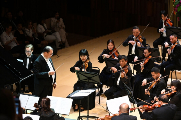 Мировые коллективы завоевали сцены Дома музыки и "Зарядья"