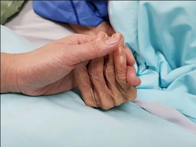 Медсестра хосписа поделилась воспоминаниями о последних праздниках пациентов