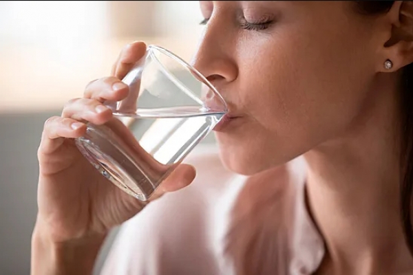 Сильная жажда как симптом несахарного диабета: что важно знать